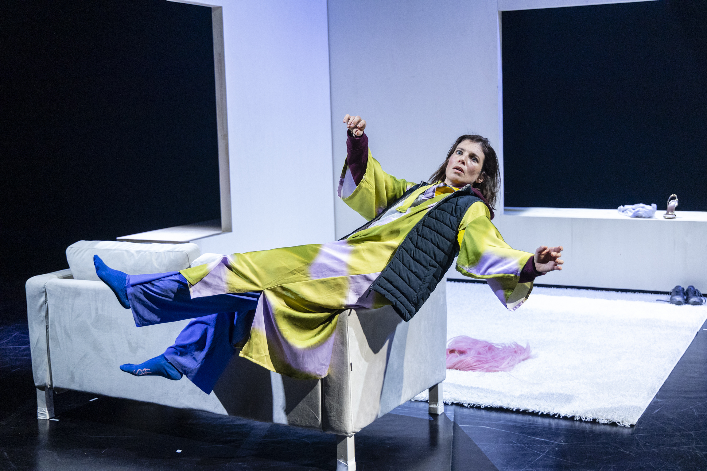 Anna Rot Kosmos Theater