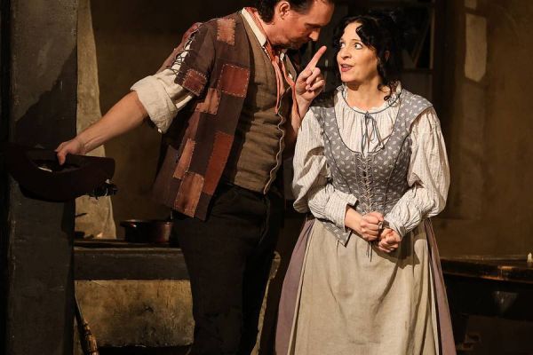 Josef Wagner (Peter, Besenbinder), Ursula Pfitzner (Gertrud)