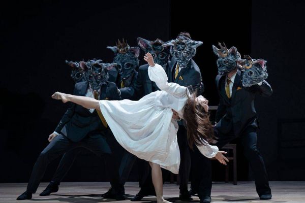 Mila Schmidt (Jolanthe), Ensemble Ballett