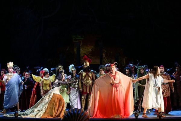 Marco Di Sapia (Jupiter), Juliette Khalil (Cupido), Ruth Brauer-Kvam (Öffentliche Meinung), Susanne Gschwendtner (Minerva), Aaron Pendleton (Mars), Jakob Semotan (Merkur), Hedwig Ritter (Eurydike), Oliver Liebl (Vulkan), Martin Enenkel (Neptun), Daniel Kl